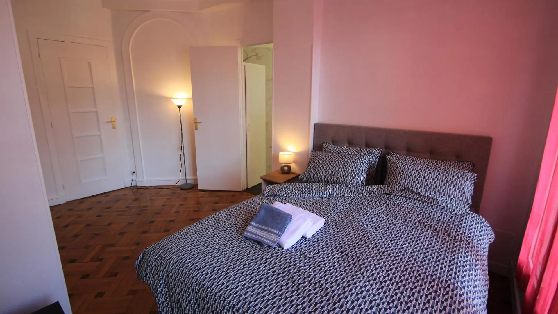 Le Rex Nice 0*,  France